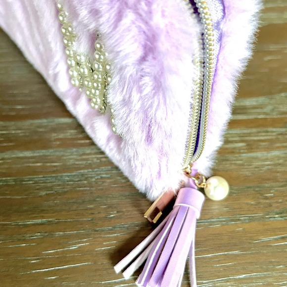 Claire’s Monogram Lavender Furry Clutch with Pearls “M” - Picture 7 of 7